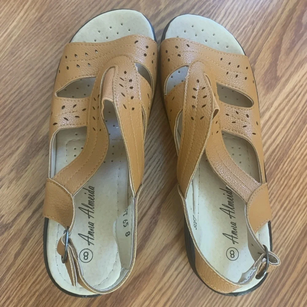 Anna Almeida tan sandals